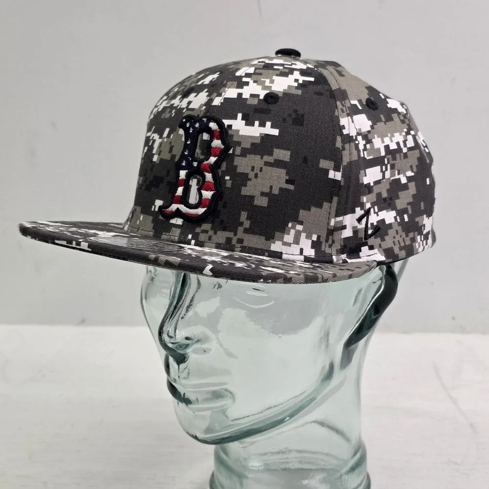 Biloxi Indians High-School Zephyr Digi Camo MS, USA Fitted‎ Hat Men's Sz XL NWT